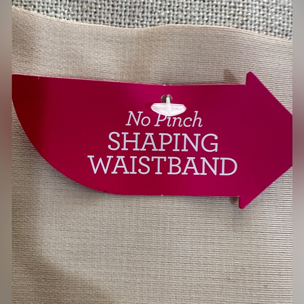 Maidenform Tame Your Tummy Lace Thong Women's Shapewear Underwear NWT - Picture 5 of 9